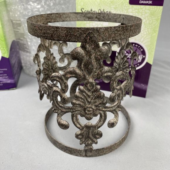 Scentsy Warmer Wraps Lot Of 2 Chickadee & Damask Original Boxes - Picture 3 of 5